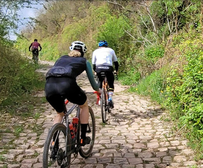 Foto zu dem Text "Gravel-Ride RHS-RBX: Roubaix im Rheinland"