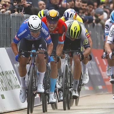 Foto zu dem Text "Highlight-Video der 3. Etappe von Tirreno-Adriatico"