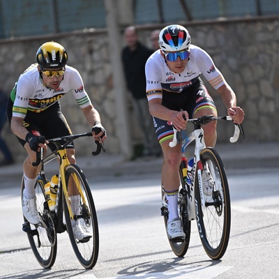 Foto zu dem Text "Roglic vs Evenepoel: Auch beim Giro ein Duell auf Augenhöhe?"