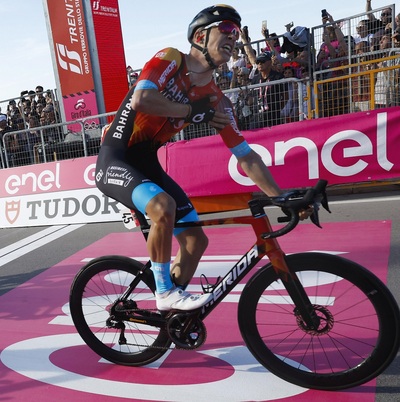 Foto zu dem Text "Highlight-Video der 2. Etappe des Giro d´Italia"