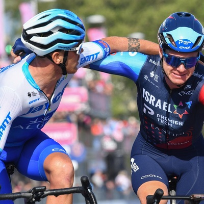 Foto zu dem Text "Oldies Clarke und De Marchi mischten 6. Giro-Etappe auf"