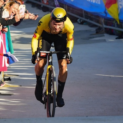 Foto zu dem Text "Ehemaliger Skispringerkollege als Roglic-Helfer am Monte Lussari"