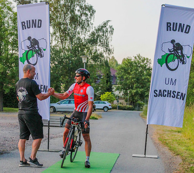 Foto zu dem Text "Rund um Sachsen: 910 Kilometer - ohne Schlaf und Pause  "