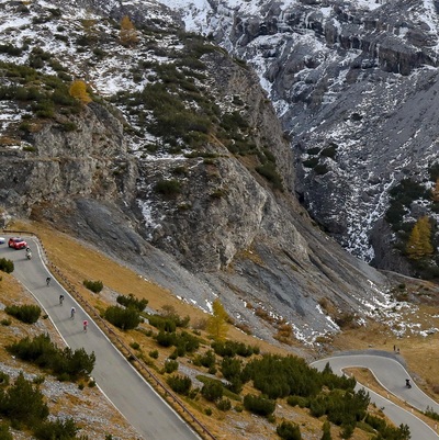 Foto zu dem Text "Giro Next Gen: Jury disqualifiziert nach Stelvio-Etappe 24 Fahrer"