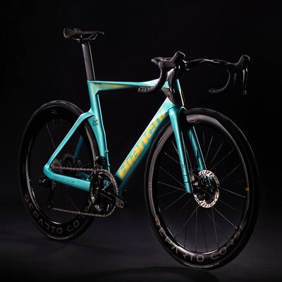 Foto zu dem Text "Bianchi Oltre RC TdF Limited Edition: Das offizielle Rad der Tour "