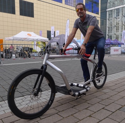 Foto zu dem Text "GinkGo Bike: Der Lasten-Renner"