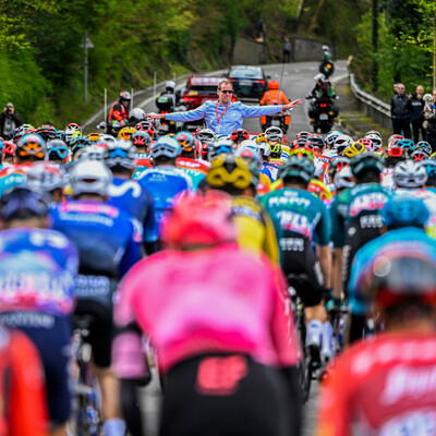 Foto zu dem Text "Startliste komplett: Die 22 Teams der 110. Tour de France"