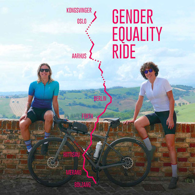 Foto zu dem Text "Gender Equality Ride: Zwei Radfahrerinnen - per Zufall unterwegs"