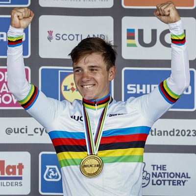 Foto zu dem Text "Evenepoel wird in Stirling erster belgischer Zeitfahr-Weltmeister"