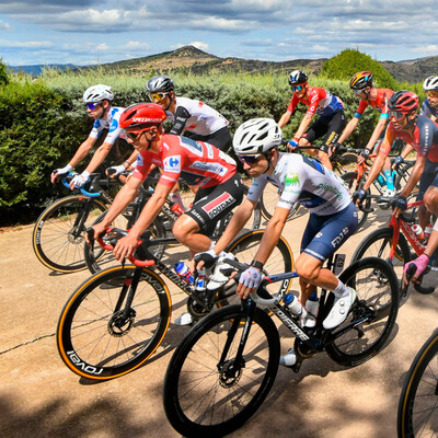 Foto zu dem Text "6. Etappe der Vuelta: La Vall d´Uixó - Pico del Buitre, 183,1 km"