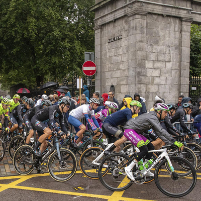 Foto zu dem Text "Mehr als nur das Duell zwischen Van Aert und Pidcock"