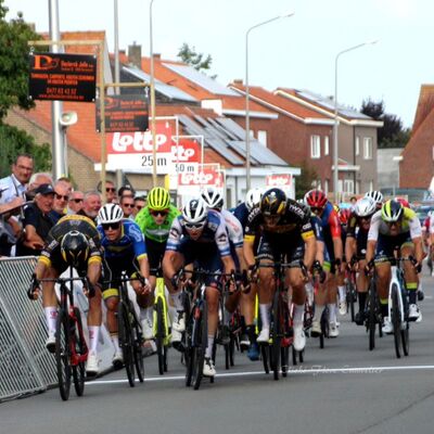 Foto zu dem Text "Leslie Lührs: Nach dem ersten UCI-Sieg kamen die Emotionen raus"
