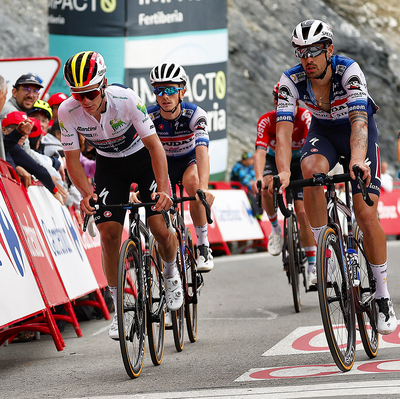 Foto zu dem Text "Evenepoel: Keine Ausreden nach 27-Minuten-Klatsche bei der Vuelta "