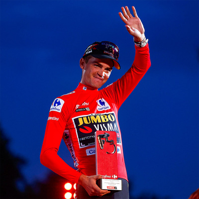 Foto zu dem Text "Kuss macht mit dem Vuelta-Sieg Jumbos Grand-Tour-Triple perfekt"