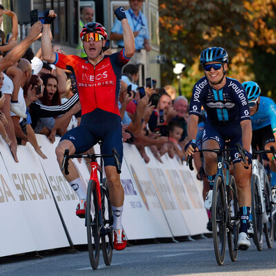 Foto zu dem Text "Viviani lässt Knoten platzen: Erster Saisonsieg beim Cro-Race-Auftakt"