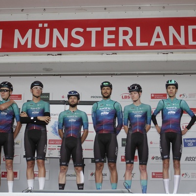 Foto zu dem Text "Santic - Wibatech: Erster UCI-Sieg krönte eine starke Saison"