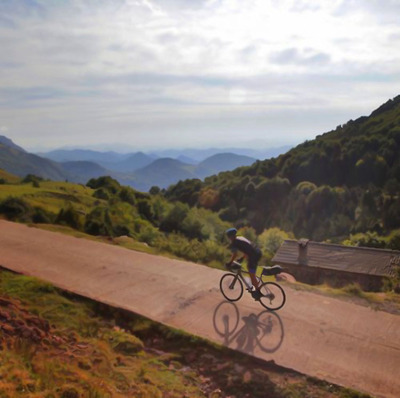 Foto zu dem Text "Ride Across Girona: Gebirge, Vulkane und Meer..."