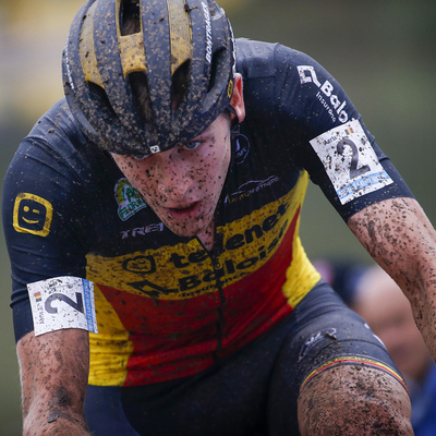 Foto zu dem Text "Aerts kehrt bei Deschacht in den Cross-Zirkus zurück"