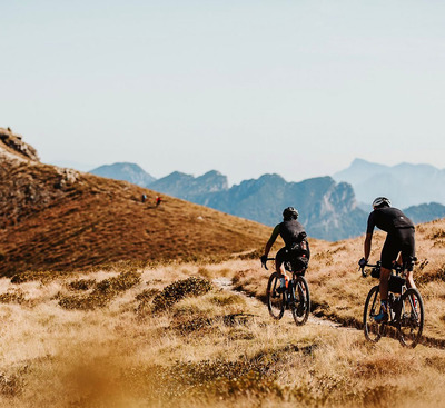 Foto zu dem Text "Jeroboam Bike Series: Schotter, Wein und Festival"