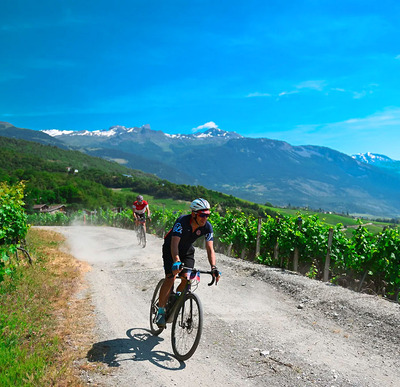 Foto zu dem Text "Nova Eroica Schweiz: Mittelalter, Weinberge, Bergdörfer..."