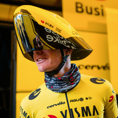 Foto zu dem Text "Aero-Wettrüsten geht weiter: Neue Helme im Tirreno-Zeitfahren"