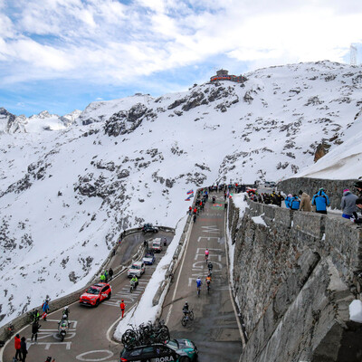 Foto zu dem Text "Fällt der Stelvio beim Giro dem Schnee zum Opfer?"