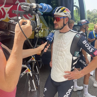 Foto zu dem Text "Heißer Tour-Auftakt: Degenkolb & Co. bauen auf  “Cooling-Team“"