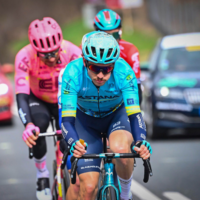 Foto zu dem Text "Scaroni wehrt Buitragos Angriff ab und gewinnt Tour des Alpes-Maritimes"