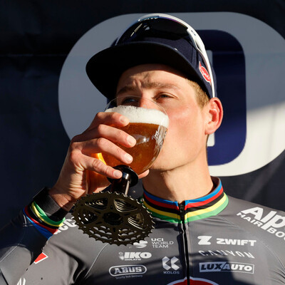 Foto zu dem Text "Van der Poel gewinnt vorgezogenen Saisonstart bei Le Samyn"