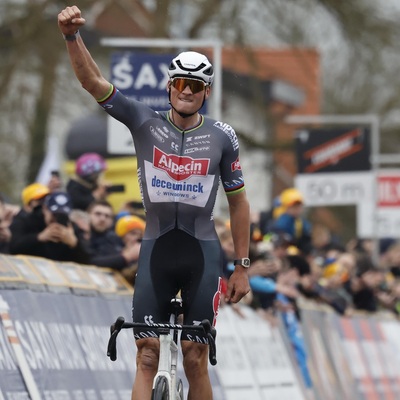 Foto zu dem Text "Auch bei der E3 Classic ist van der Poel eine Klasse für sich"