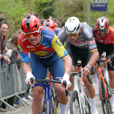 Foto zu dem Text "Nur “Monster“ van der Poel beim E3 für Pedersen zu stark"