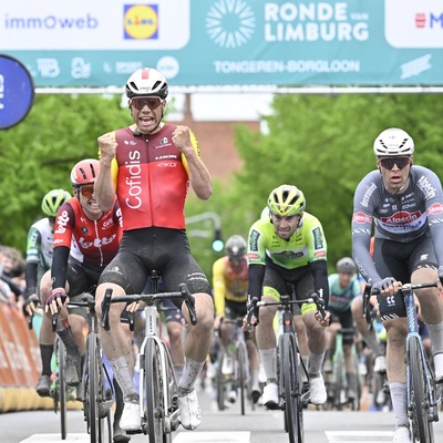 Foto zu dem Text "Fretin stürmt auf Aniolkowskis Rad zum ersten Sieg in der Heimat"