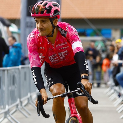 Foto zu dem Text "Carapaz nimmt kein Blatt vor den Mund: “Wir wollen gewinnen“"