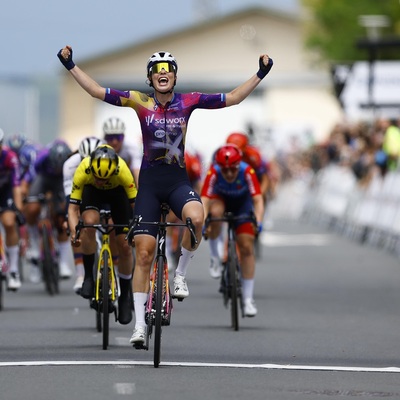 Foto zu dem Text "Bredewold lässt zum Itzulia-Auftakt die Konkurentinnen stehen"
