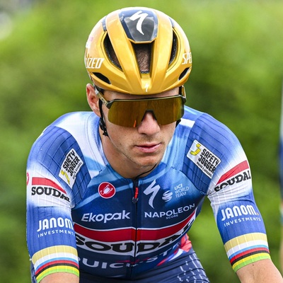 Foto zu dem Text "Evenepoel und Schachmann erkunden den Col de la Loze"