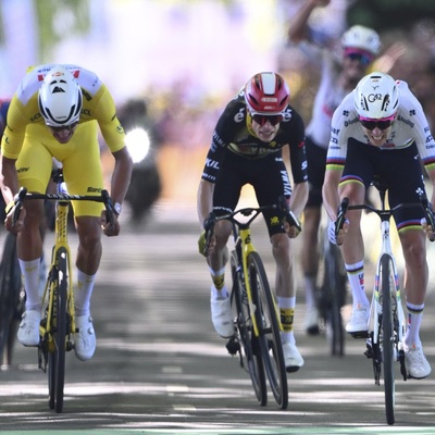 Foto zu dem Text "Highlight-Video der 4. Etappe der Tour de France"