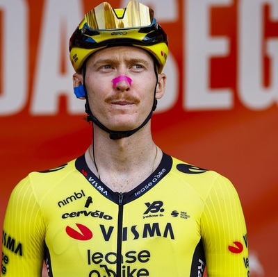 Foto zu dem Text "Israels Vuelta-Rückzug gefordert? Impey kritisiert Jorgenson"