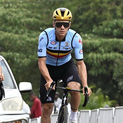 Foto zu dem Text "Nach dem Olympia- peilt Evenepoel das WM-Double an"