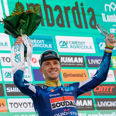 Foto zu dem Text "Evenepoel: “Glücklich und stolz“ nach sieben Jahren im Team"