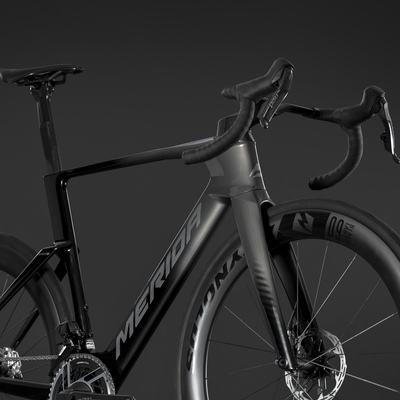 Foto zu dem Text "Die 5. Generation des Aero-Renners ist deutlich schneller, leichter und race-ready"